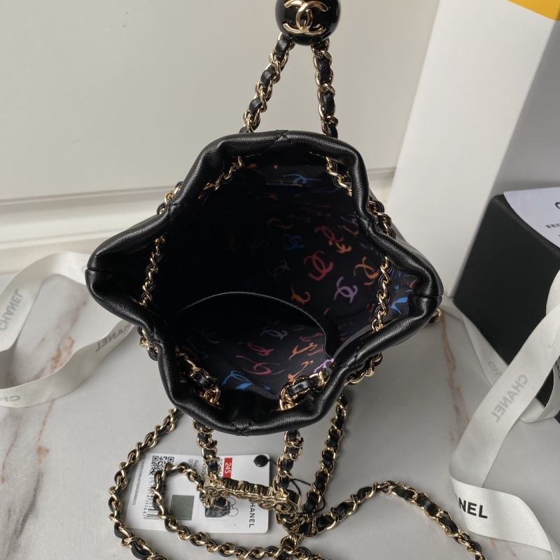 Ch**el bucket bags